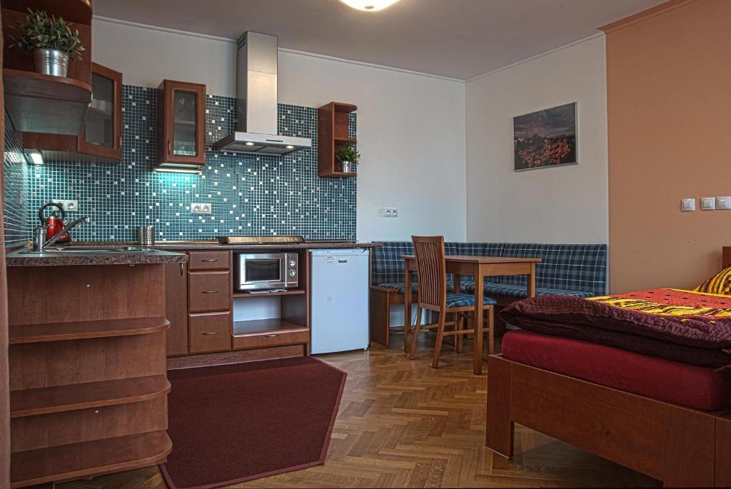 Penzion U Vinotéky Nymburk Pokoj fotografie