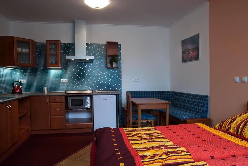Penzion U Vinotéky Nymburk Exteriér fotografie